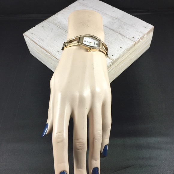 Armitron // Mother of Pearl Watch - Picture 2 of 7